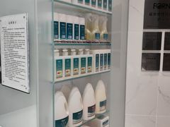 -福奈特洗衣洗鞋(宝华广场店)