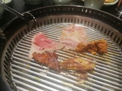 -海吃海喝海鲜烤肉炭火主题自助餐(朝阳店)