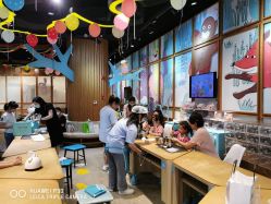 -Harry's Kitchen哈里小屋(上海大悦城店)
