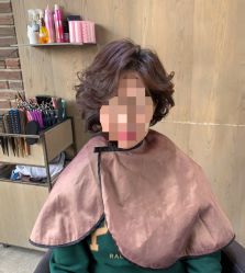 -韩国李知恩形象设计
