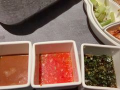 -左庭右院鲜牛肉火锅黑金店(陆家嘴中心店)