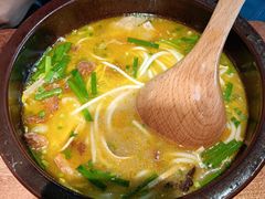 -良米山·云南野生菌过桥米线(上海首店)