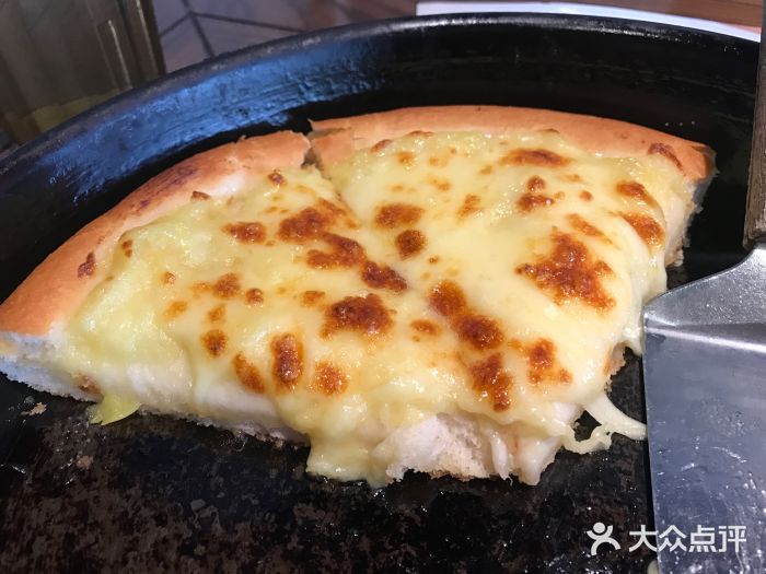 萨贝尔意式餐厅(海峡奥体中心店)金枕榴莲比萨图片