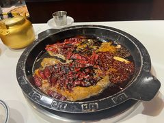 -卤校长老火锅(杨家坪直营店)