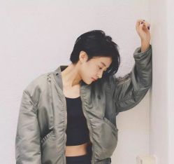 -环球蝶上美业连锁