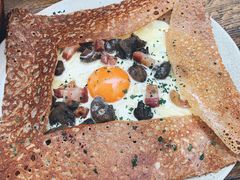 鸡蛋蘑菇熏肉荞麦可丽饼-RAC BAR(安福路店)