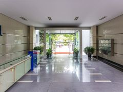 -张江微电子港·地面停车场