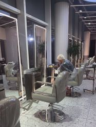 -PE SALON 