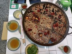 红汤锅底-石灰市老火锅(北滨路店)