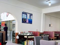 大堂-何记羊汤馆(丽水佳源店)