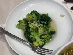 -满江红四季餐厅 · 国家五钻级酒家(新纪元大酒店店)