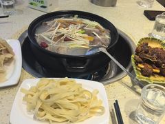 -九寨特色牦牛肉汤锅 羊肉汤锅