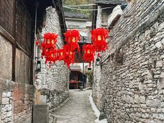 -高荡千年布依古寨旅游景区