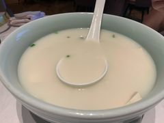 暖胃豆腐鱼汤-俏江南天津时尚曲艺主题餐厅(马场道店)