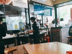 -裕记烧腊连锁餐饮(国商分店)
