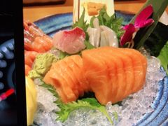 -樱町三味日本料理(城乡世纪广场店)