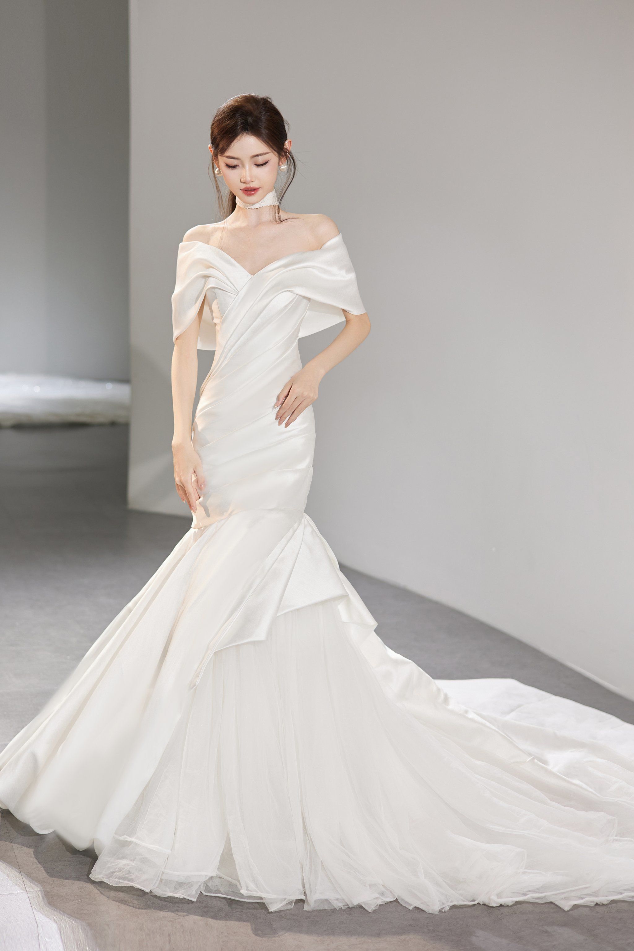 缎纱拼接鱼尾婚纱太惊艳了吧❗❗开封婚纱店