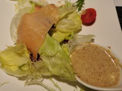 小烟熏三文鱼沙拉-斗牛士牛排餐厅(嘉里汇店)
