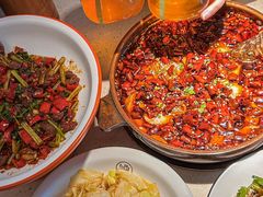 -江渔儿酸菜鱼·拔草餐厅(虎门君乐汇店)