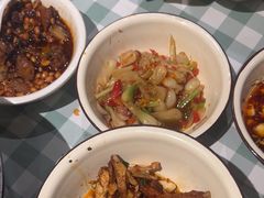 -彭耕记猪油炒小菜(吉联mall店)