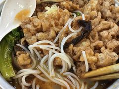 -丽丽三鲜螺蛳粉(田林路店)