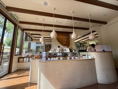 -VERIE BAKEHOUSE