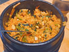 传统石锅拌饭-唯成•韩国炭火烤肉 유성고기