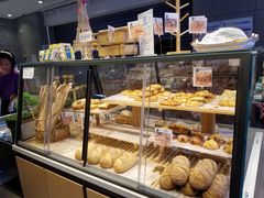面包甜点陈列柜-盒马鲜生(文景博乐里购物广场店)