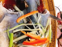 清蒸高原冷水鱼-乡土特色.冷锅鱼.牦牛肉汤锅