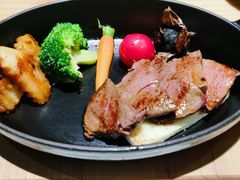 薄片菲力牛排-香樟花园法式铁板烧(恒隆广场店)