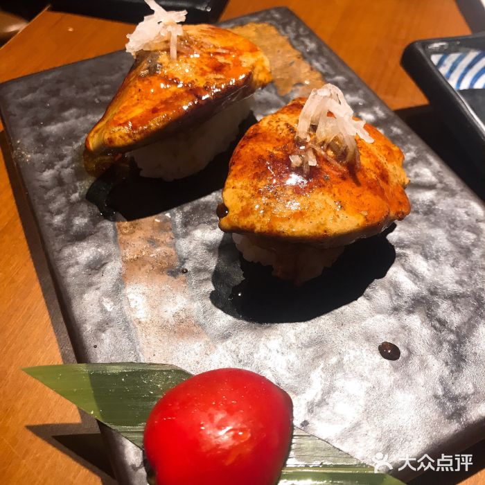 魔丼屋(日月光店)鹅肝寿司图片