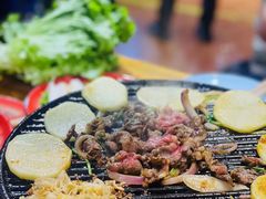 -石记老北京炙子烤肉(松园店)