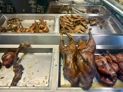 -老鼎万春卤菜(五代传承创始老店)