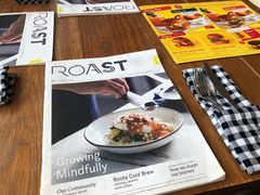 -ROAST coffee & eatery