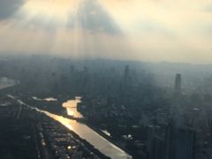 -广州塔卢特斯法国旋转餐厅
