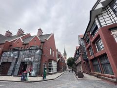 -钟书阁(松江泰晤士小镇店)