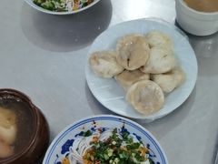 -高师傅特色米粉汤包(建设路店)