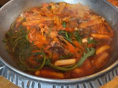-喇喇排骨火锅·传统韩式脊骨汤(望京西园总店)