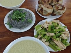 -宝瑞门钉肉饼店