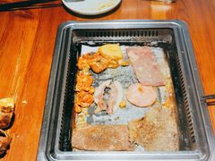 -钦瓦台时尚自助餐厅(银泰城店)