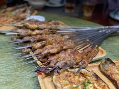 -乡村馕坑肉·烧烤·新疆菜·本地人更爱吃(阿勒泰首店)