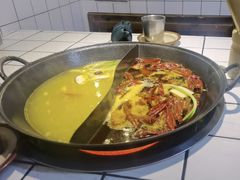 -巴卤社老火锅(财富店)