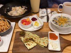 -新元素餐厅(瑞虹天地月亮湾店)