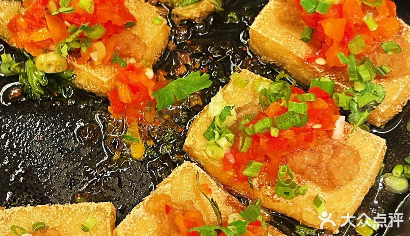 广州‼️这家烤鱼店太实诚了！豆花饮料无限续