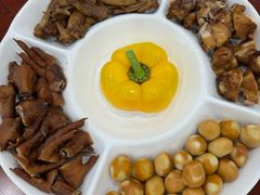 -清宫宴酒楼·计氏松枝包子