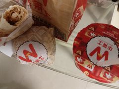 -华莱士·全鸡汉堡(大东海店)