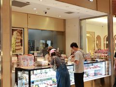 -花花卷卷·鲜食蛋糕(静安久光百货店)