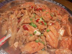 鸡翅煲-胖哥俩肉蟹煲(世茂国际广场店)