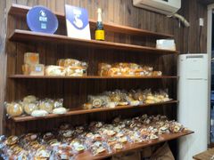 -雀食面包店(钟楼店)