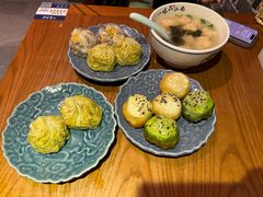 -鑫震源·苏式大虾生煎(山塘街店)